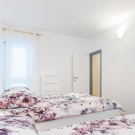 Apartmani Vesna Grebaštica Habitación foto
