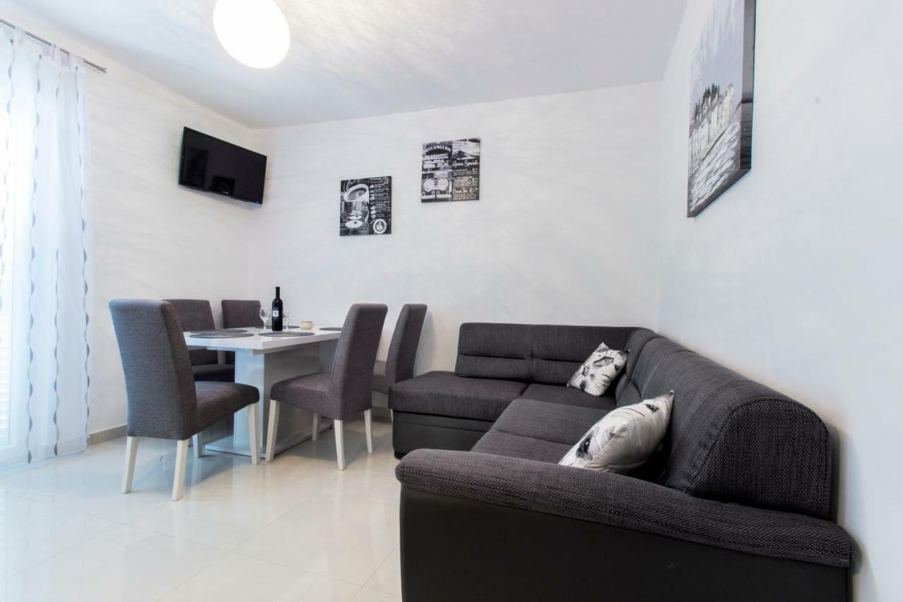 Apartmani Vesna Grebaštica Exterior foto